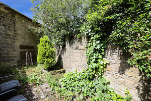 Photo 27- click for photo gallery